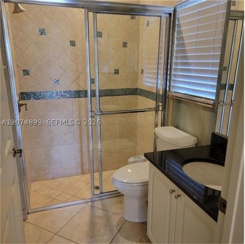 2851 W Prospect Rd 1006, Tamarac, FL 33309