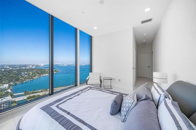 3131 NE 7th Ave UPH5303, Miami, FL 33137