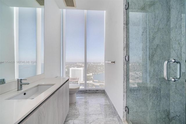 3131 NE 7th Ave UPH5303, Miami, FL 33137