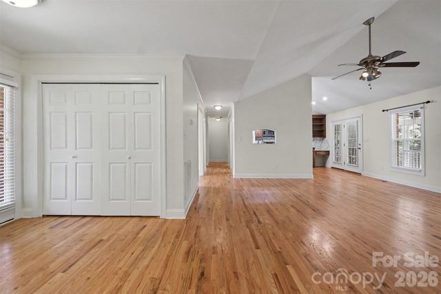 1436 20th Avenue Place NE, Hickory, NC 28601