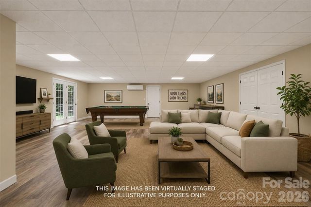 1436 20th Avenue Place NE, Hickory, NC 28601