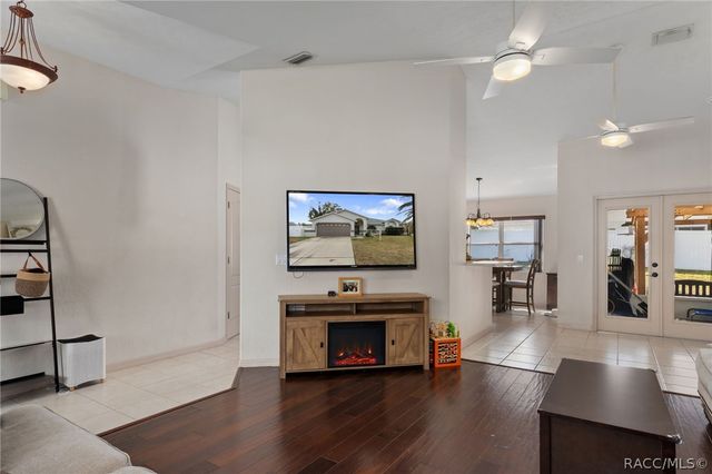 9054 E Coker Creek Lane, Inverness, FL 34450