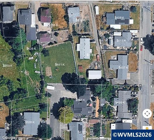 210 S 2nd (Next to) St, Carlton, OR 97111