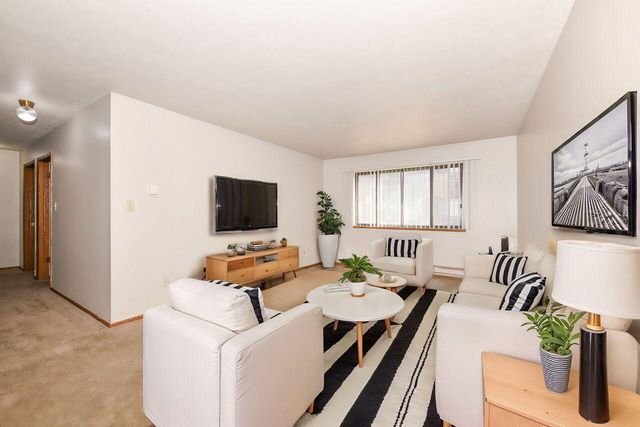 11513 W Brown Deer ROAD, Milwaukee, WI 53224