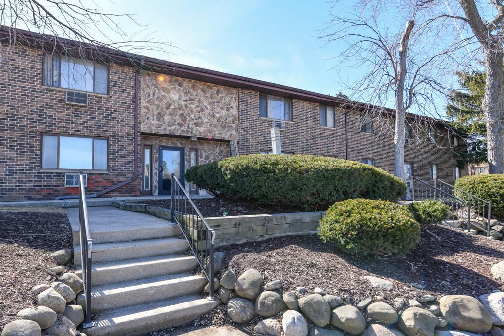 11513 W Brown Deer ROAD, Milwaukee, WI 53224