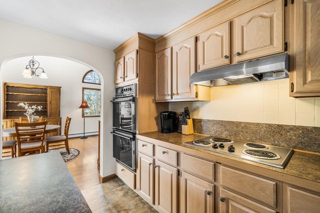 15 Pine Valley Road, Hyannis, MA 02601