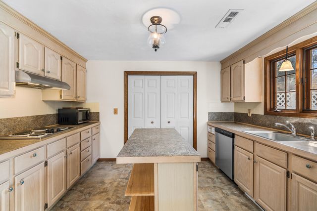 15 Pine Valley Road, Hyannis, MA 02601