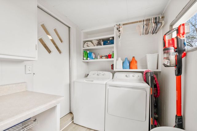 24 S Main Street, Startex, SC 29377