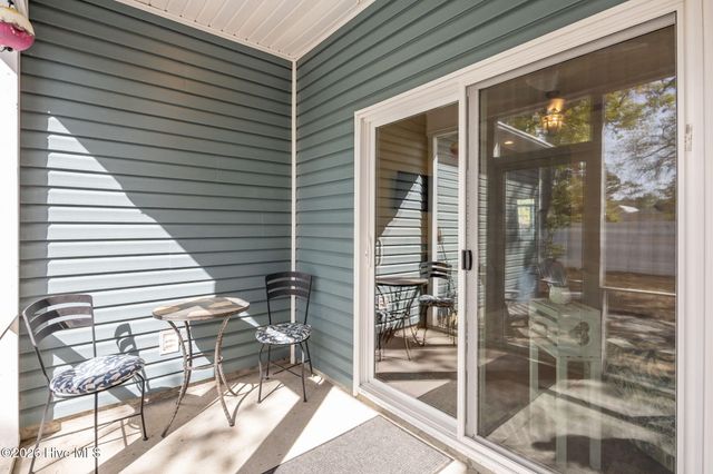 129 NW 11th Street, Oak Island, NC 28465