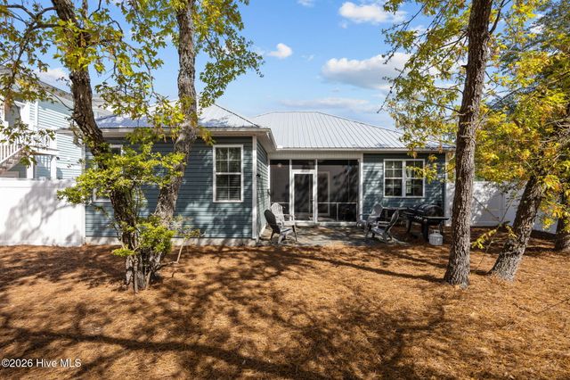 129 NW 11th Street, Oak Island, NC 28465