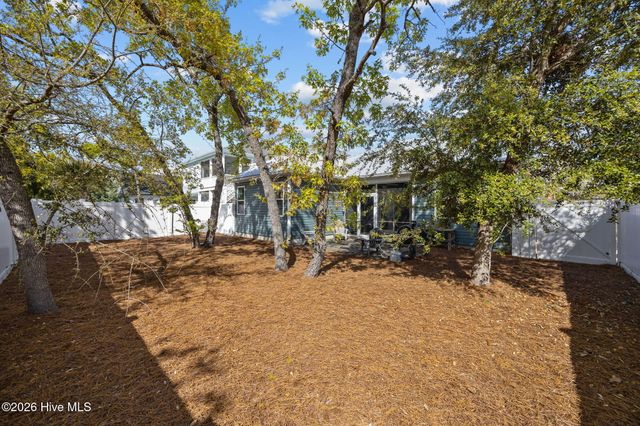 129 NW 11th Street, Oak Island, NC 28465