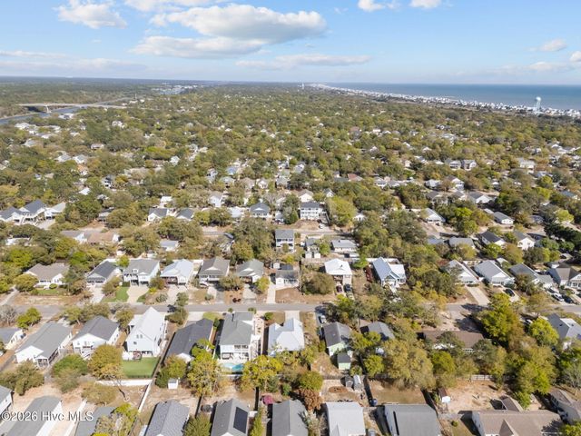 129 NW 11th Street, Oak Island, NC 28465