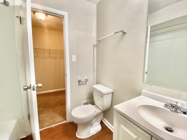 22962 Bruce Drive, Richton Park, IL 60471