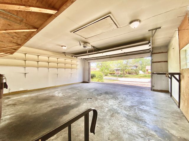 22962 Bruce Drive, Richton Park, IL 60471