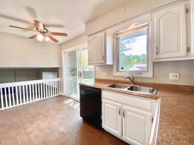 22962 Bruce Drive, Richton Park, IL 60471