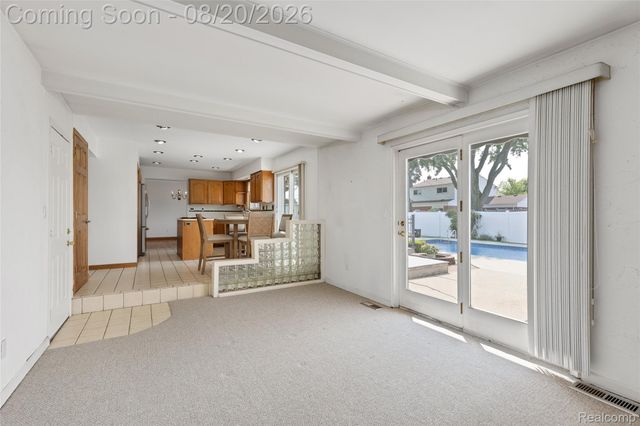 13438 Sebastian Drive, Warren, MI 48088
