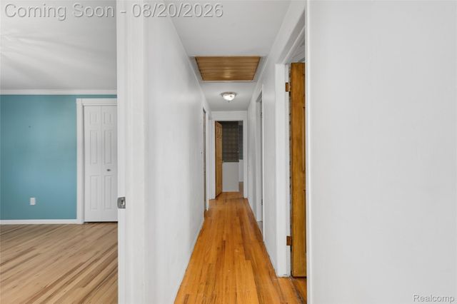 13438 Sebastian Drive, Warren, MI 48088