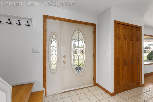 13438 Sebastian Drive, Warren, MI 48088
