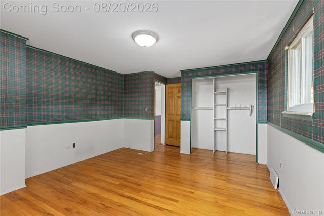 13438 Sebastian Drive, Warren, MI 48088