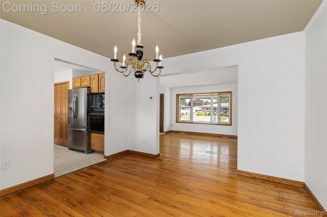 13438 Sebastian Drive, Warren, MI 48088