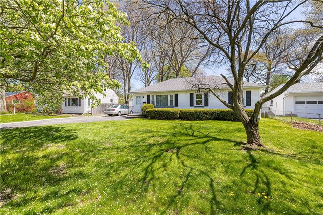 119 Arlidge Drive, Greece, NY 14616