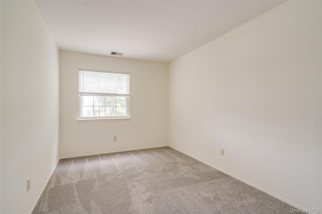 122 Woodlake Drive W, Woodbury, NY 11797
