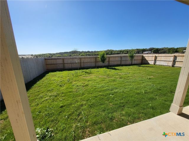 1233 Fox Wing Way, New Braunfels, TX 78132