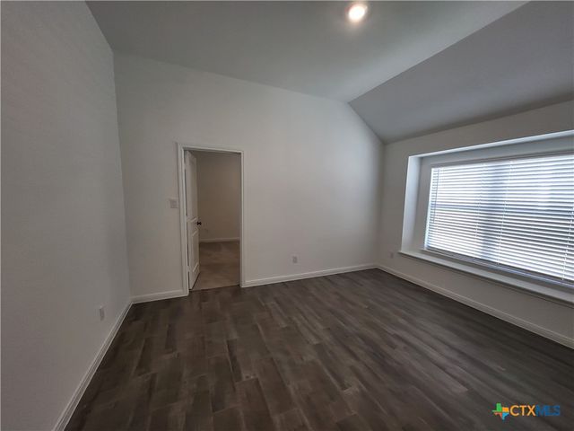 1233 Fox Wing Way, New Braunfels, TX 78132