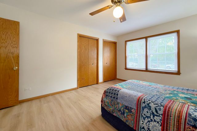 914 W St. James Street 1, Arlington Heights, IL 60005