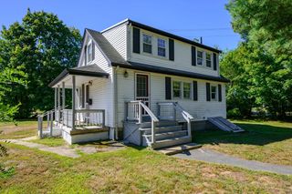 8 Walnut St, Whitman, MA 02382