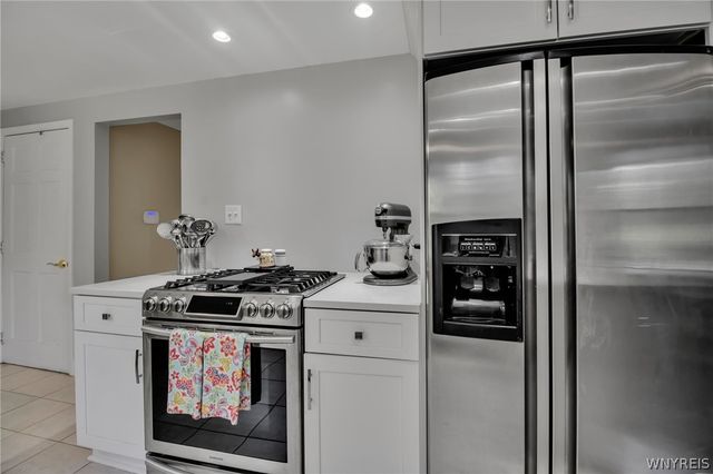 38 Shady Grove Drive, Amherst, NY 14051