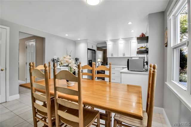 38 Shady Grove Drive, Amherst, NY 14051