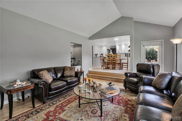 38 Shady Grove Drive, Amherst, NY 14051