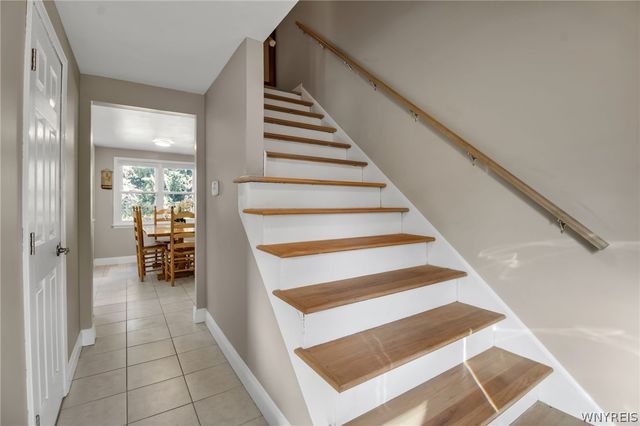 38 Shady Grove Drive, Amherst, NY 14051