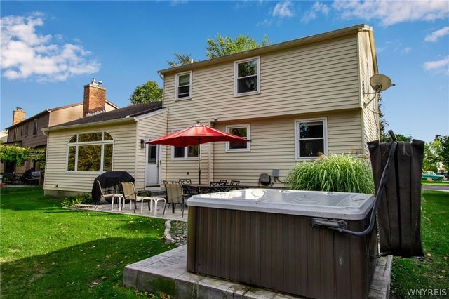 38 Shady Grove Drive, Amherst, NY 14051