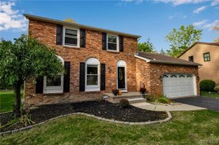 38 Shady Grove Drive, Amherst, NY 14051