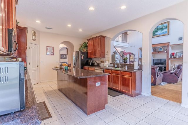 915 HICKORY FORK DRIVE, Seffner, FL 33584