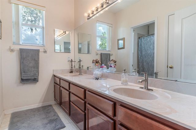 915 HICKORY FORK DRIVE, Seffner, FL 33584