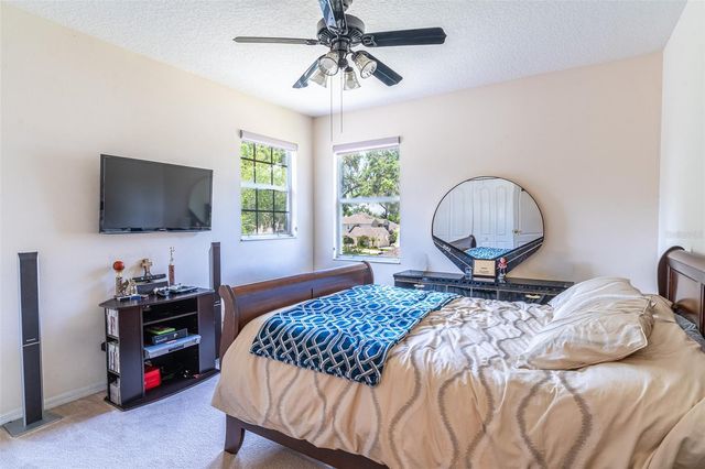 915 HICKORY FORK DRIVE, Seffner, FL 33584