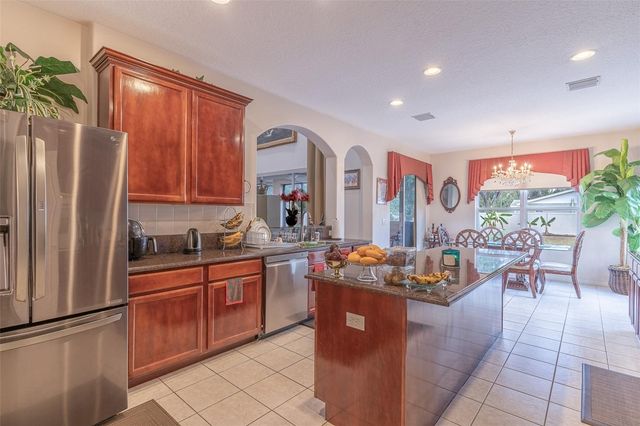915 HICKORY FORK DRIVE, Seffner, FL 33584
