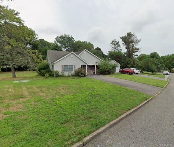 2 Harmon Court, Stony Brook, NY 11790