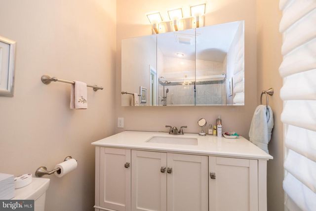 30 FORGE MOUNTAIN DR, Phoenixville, PA 19460