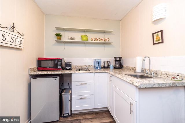 30 FORGE MOUNTAIN DR, Phoenixville, PA 19460