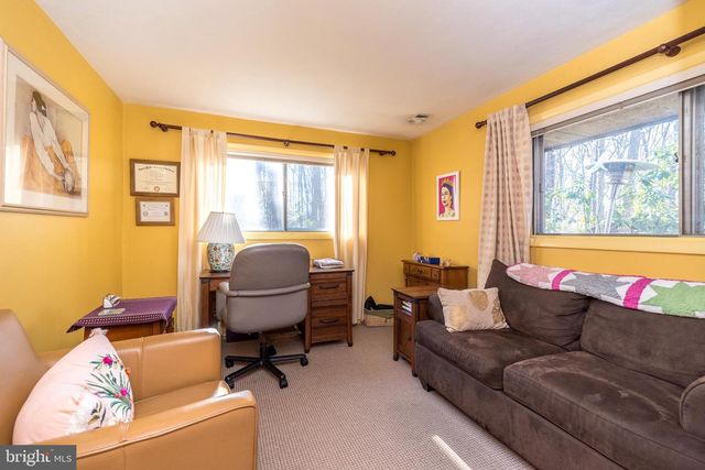 30 FORGE MOUNTAIN DR, Phoenixville, PA 19460