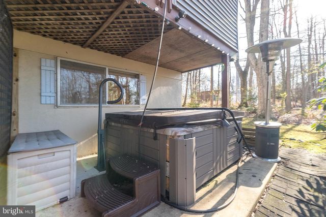 30 FORGE MOUNTAIN DR, Phoenixville, PA 19460