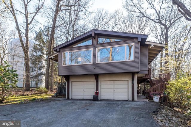 30 FORGE MOUNTAIN DR, Phoenixville, PA 19460