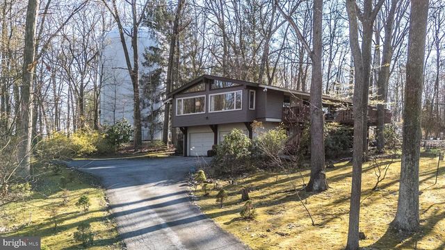 30 FORGE MOUNTAIN DR, Phoenixville, PA 19460