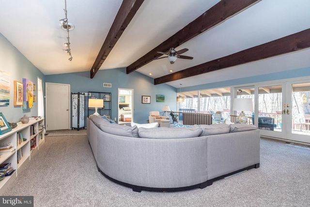 30 FORGE MOUNTAIN DR, Phoenixville, PA 19460