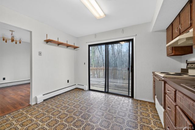 53 Mallory Road, Spring Valley, NY 10977