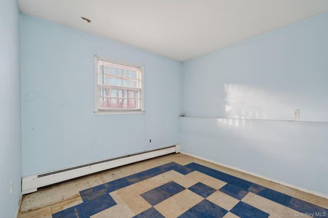 53 Mallory Road, Spring Valley, NY 10977